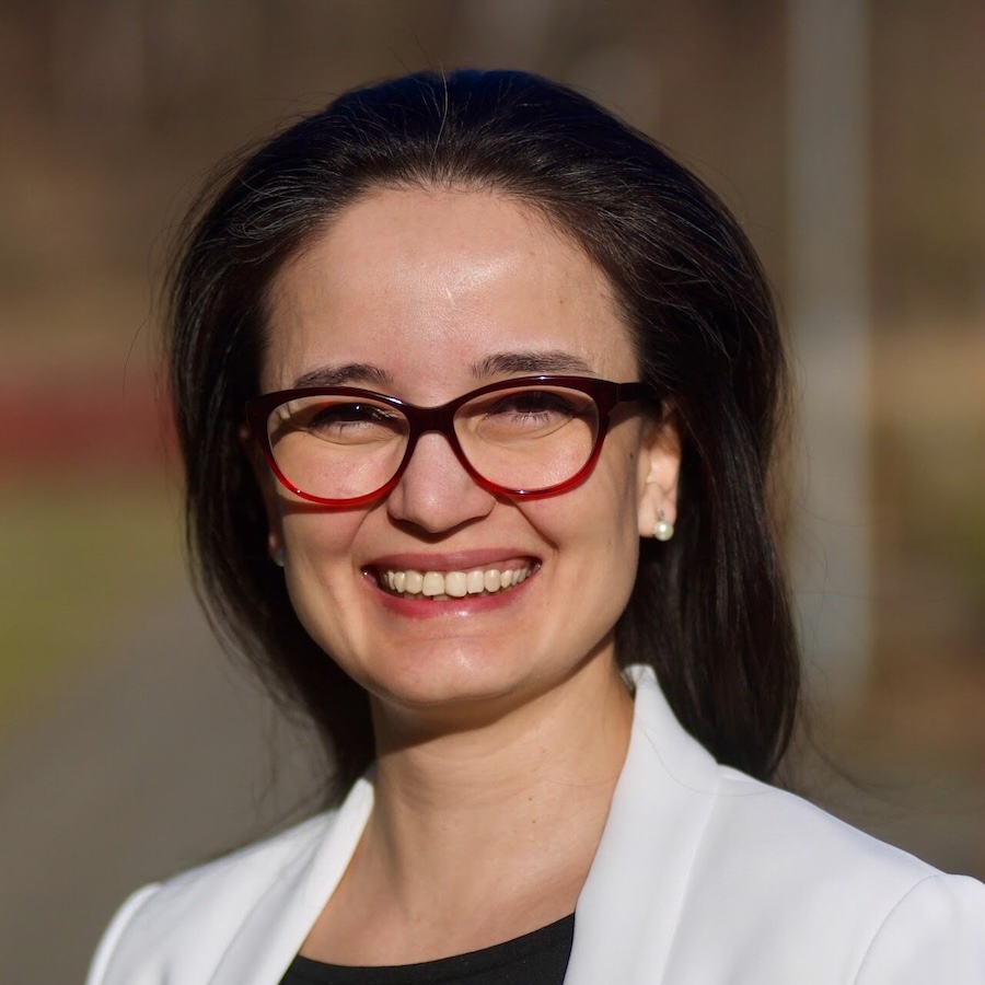 Ayca Özcelikkale